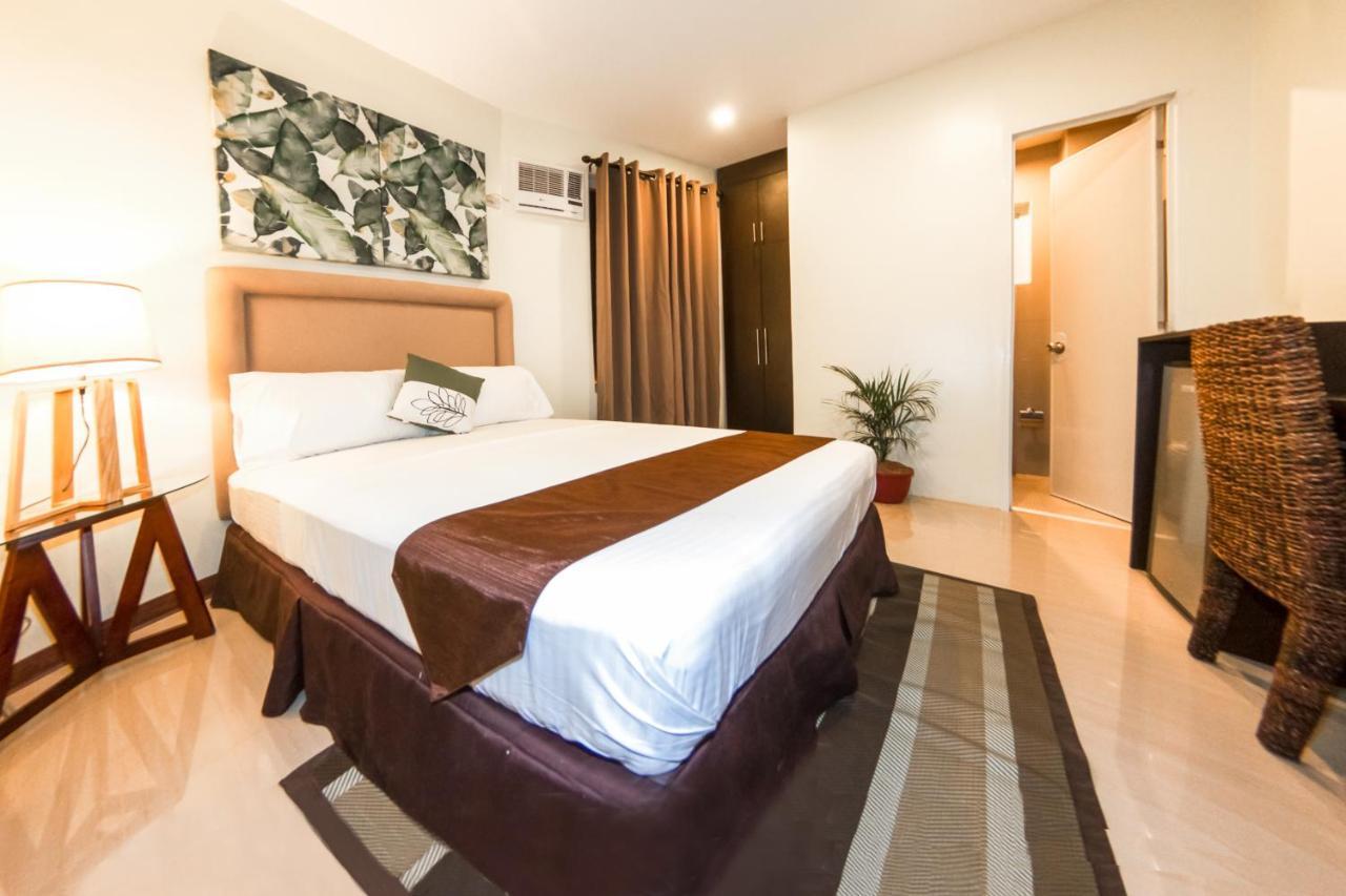 Verovino Suites Cebu Esterno foto