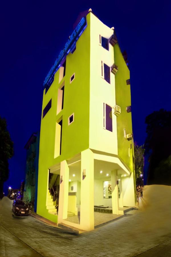 Verovino Suites Cebu Esterno foto