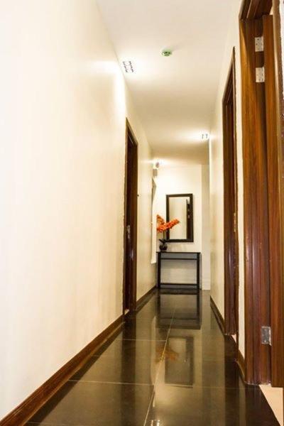 Verovino Suites Cebu Esterno foto