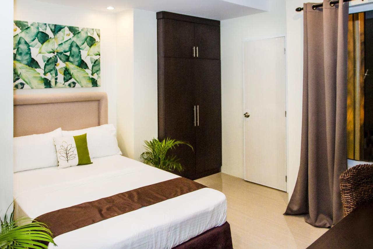 Verovino Suites Cebu Esterno foto